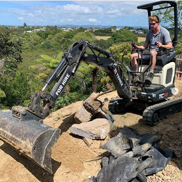 Leonard Blake Little Digger Hire Auckland